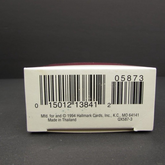 🎄Hallmark Christmas Ornament Big Shot Basketball 1994🏀 - Picture 3 of 6